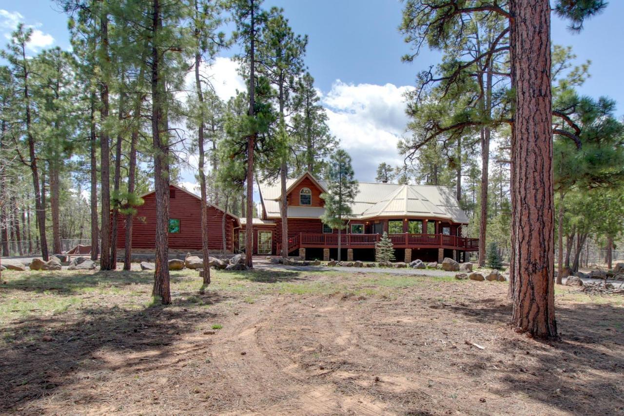 Lakeside Cabin On 2 Acres With Fire Pit And Hot Tub! Pinetop-Lakeside Exterior photo