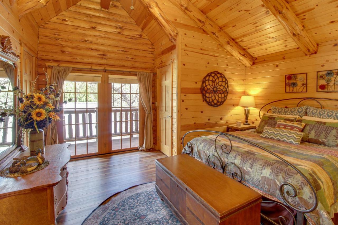 Lakeside Cabin On 2 Acres With Fire Pit And Hot Tub! Pinetop-Lakeside Exterior photo